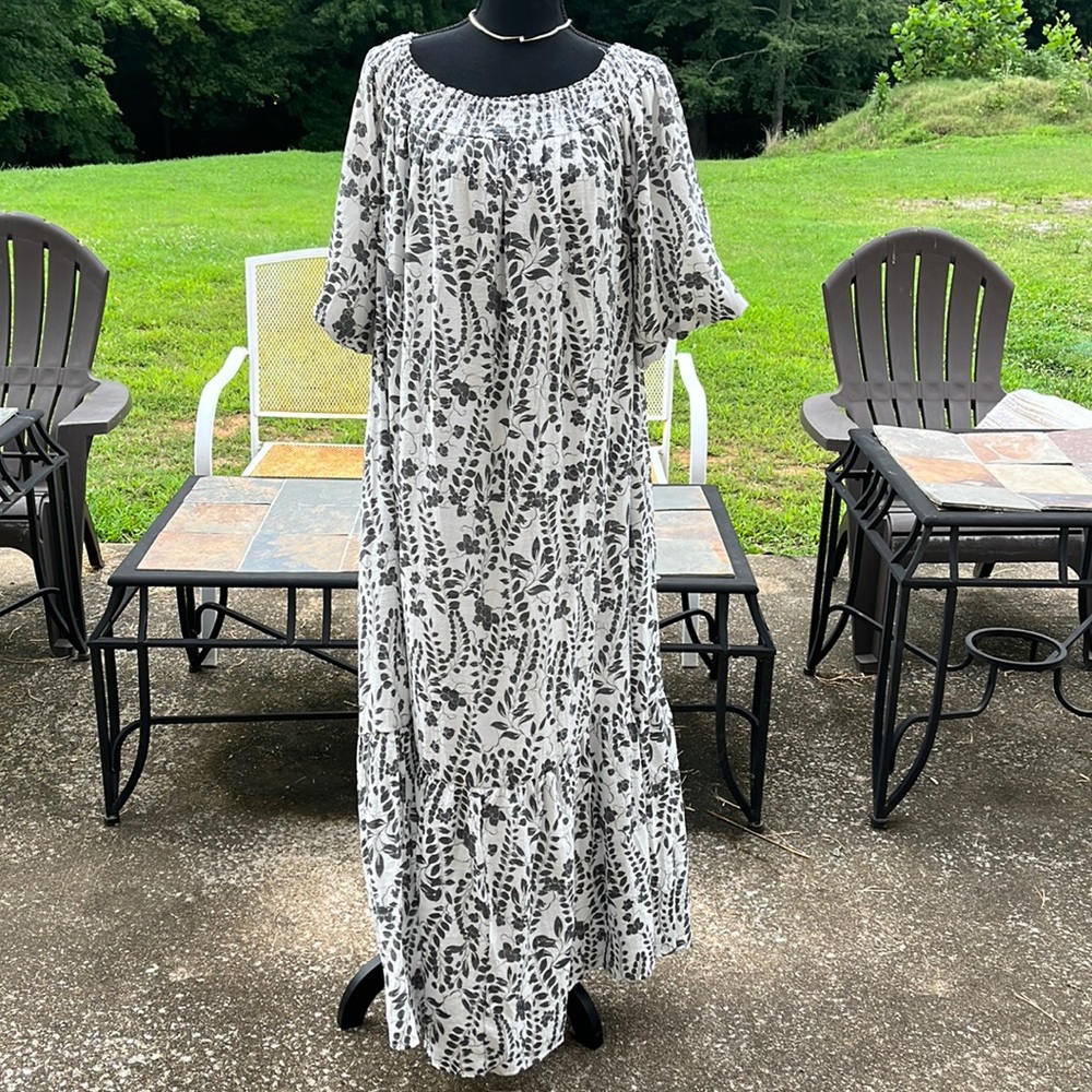 Robert Louis Maxi Dress in Size 1X